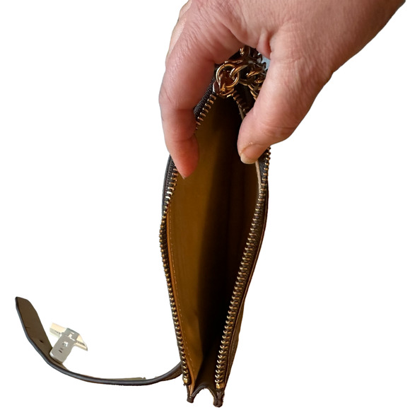 Michael Kors - Belt Bag Fanny Pack Waist Wallet, Size M, NWT - Picture 11 of 15